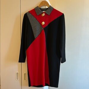Black and Red Long Sleeve Sheath Dress with Polo Collar and Dice Buttons